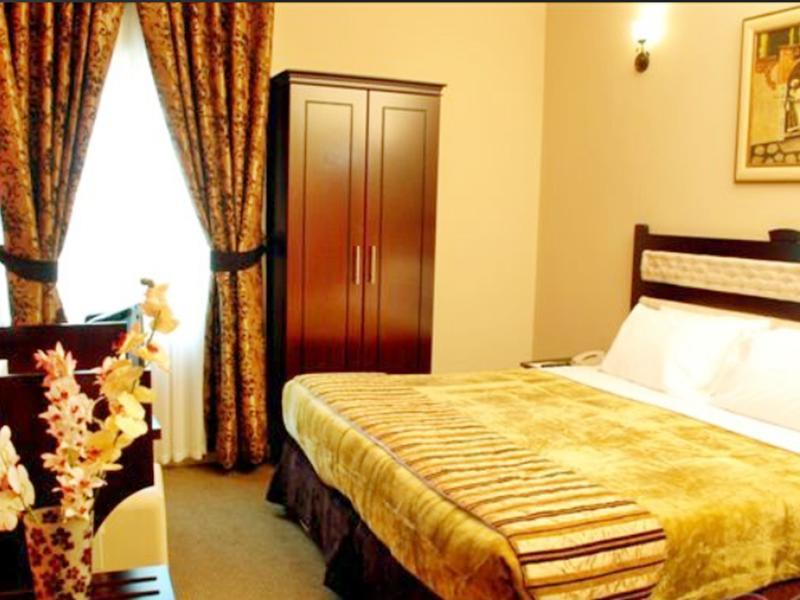 Al Bustan Tower Hotel Suites Sharjah Exterior foto